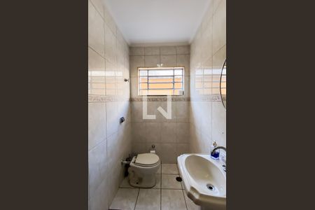 Lavabo  de casa à venda com 4 quartos, 200m² em Vila Ré, São Paulo