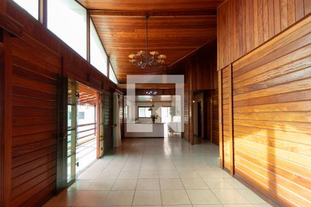 Sala de casa de condomínio para alugar com 4 quartos, 349m² em Jardim Ibiti do Paco, Sorocaba