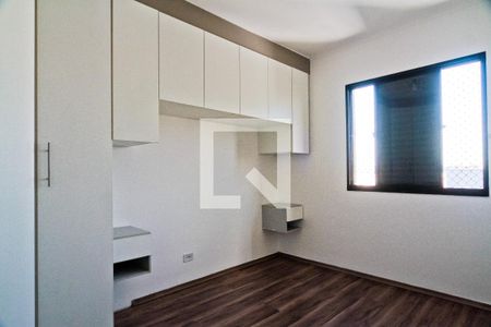 Quarto 1 de apartamento para alugar com 2 quartos, 53m² em Parque Sao Domingos, São Paulo