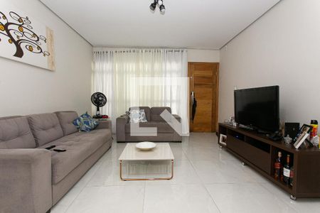 Casa à venda com 2 quartos, 88m² em Vila Carrão, São Paulo
