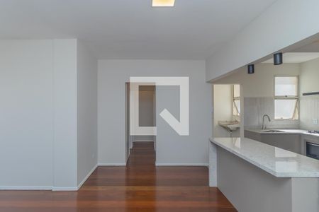 Apartamento à venda com 3 quartos, 90m² em Santa Efigênia, Belo Horizonte