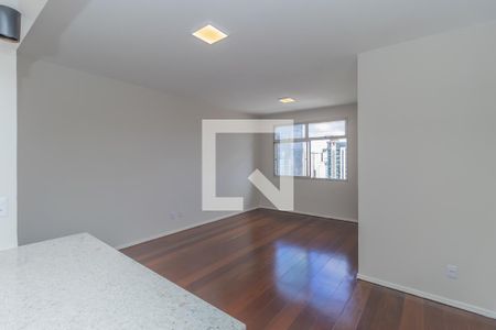 Apartamento à venda com 3 quartos, 90m² em Santa Efigênia, Belo Horizonte