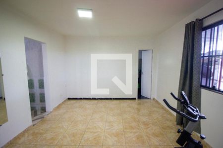 Casa para alugar com 3 quartos, 120m² em Qnl 9, Brasília