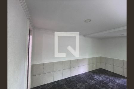 Quarto 1 de casa para alugar com 1 quarto, 43m² em Taquara, Rio de Janeiro