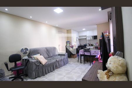 Sala de apartamento para alugar com 2 quartos, 50m² em Parque São Lourenço, São Paulo