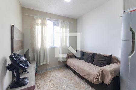 Sala - Cozinha de apartamento para alugar com 2 quartos, 32m² em Vila Carmosina, São Paulo