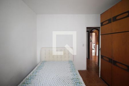 Quarto 1 de apartamento para alugar com 2 quartos, 100m² em Jardim Carvalho, Porto Alegre