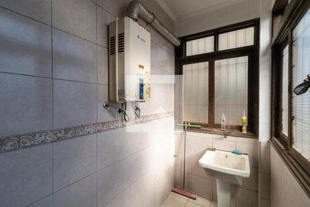 Área de Serviço de casa para alugar com 3 quartos, 154m² em Cristal, Porto Alegre