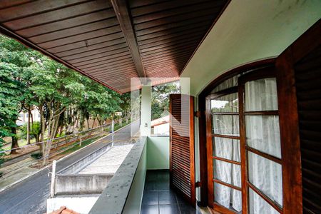 Casa para alugar com 4 quartos, 235m² em Sítio da Figueira, São Paulo