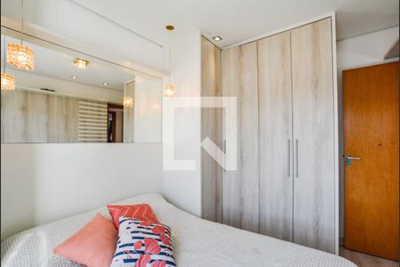 Quarto 2 de apartamento à venda com 2 quartos, 52m² em Vila Palmares, Santo André