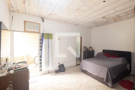 Sala/Quarto de casa para alugar com 1 quarto, 120m² em Inhoaíba, Rio de Janeiro