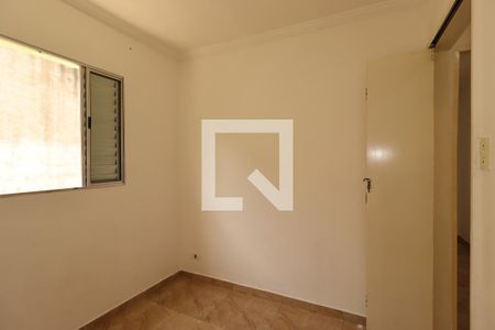 Quarto 1 de casa para alugar com 2 quartos, 95m² em Jardim Silvana, Santo André