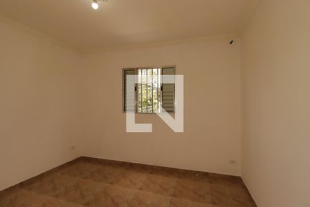 Quarto 2 de casa para alugar com 2 quartos, 95m² em Jardim Silvana, Santo André