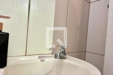 Lavabo de apartamento para alugar com 1 quarto, 42m² em Mirandópolis, São Paulo