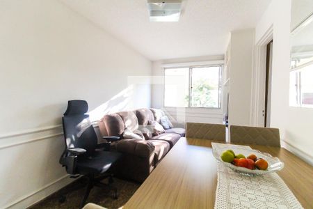 Sala de apartamento para alugar com 2 quartos, 42m² em Cidade Líder, São Paulo