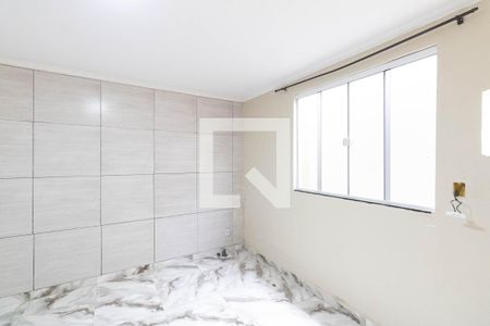 Quarto 2 de casa para alugar com 2 quartos, 120m² em Paciência, Rio de Janeiro