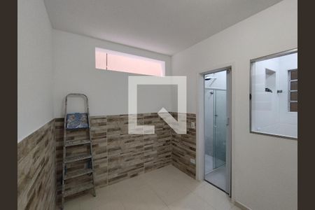 Quarto  de casa para alugar com 1 quarto, 27m² em Sacoma, São Paulo