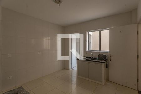 Sala e cozinha de casa para alugar com 1 quarto, 33m² em Sacoma, São Paulo