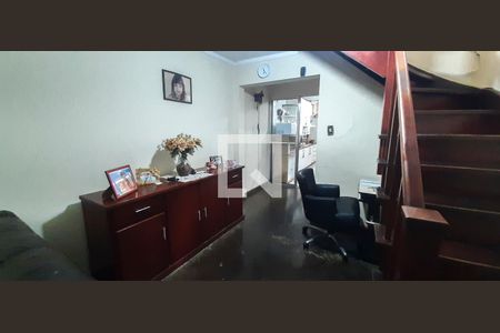 Casa à venda com 3 quartos, 188m² em Presidente Altino, Osasco