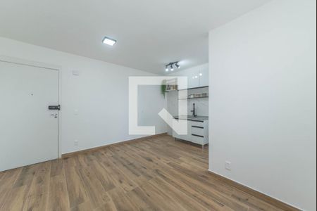 Sala de apartamento para alugar com 2 quartos, 42m² em Parque Maria Helena, São Paulo