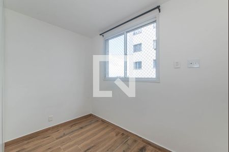 Quarto 1 de apartamento para alugar com 2 quartos, 42m² em Parque Maria Helena, São Paulo