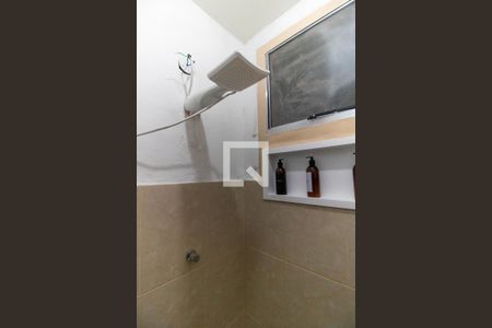Banheiro de apartamento para alugar com 1 quarto, 23m² em Centro, Niterói