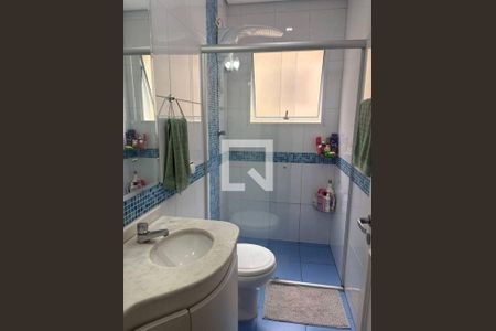 Casa à venda com 4 quartos, 180m² em Jardim Lucia, São Paulo