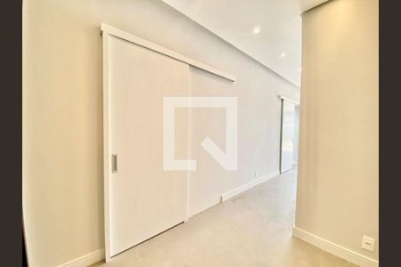 Casa à venda com 3 quartos, 267m² em Jardim Samambaia, Jundiaí