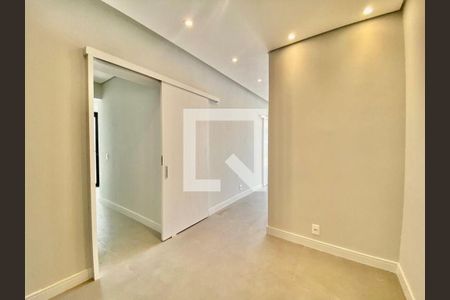 Casa à venda com 3 quartos, 267m² em Jardim Samambaia, Jundiaí