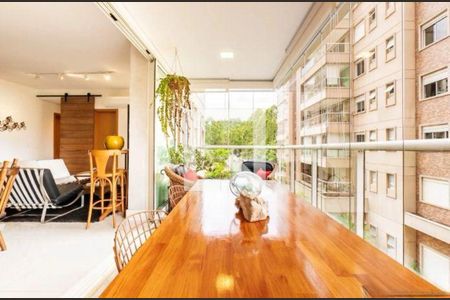 Apartamento à venda com 2 quartos, 136m² em Centro Empresarial Tamboré, Santana de Parnaíba