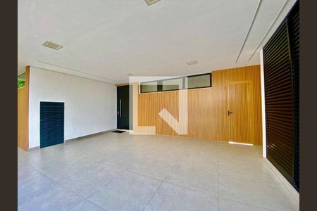 Casa à venda com 3 quartos, 283m² em Gramadão, Jundiaí