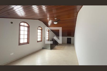 Casa à venda com 3 quartos, 150m² em Jardim Santo Elias, São Paulo
