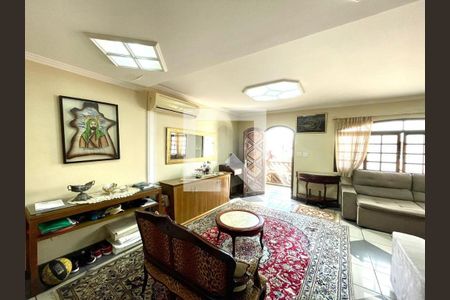 Casa à venda com 3 quartos, 210m² em Olímpico, São Caetano do Sul