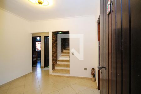 Entrada de casa de condomínio para alugar com 6 quartos, 250m² em Granja Caiapia, Cotia