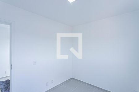 Quarto 1 de apartamento para alugar com 2 quartos, 38m² em Jardim Bandeirantes, São Paulo