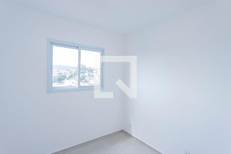 Quarto 2 de apartamento para alugar com 2 quartos, 38m² em Jardim Bandeirantes, São Paulo