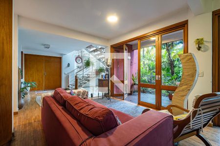 Casa 1 - Sala 1 de casa para alugar com 6 quartos, 430m² em Sumarezinho, São Paulo