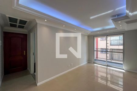 Sala de apartamento para alugar com 3 quartos, 67m² em Jardim Santa Emilia, São Paulo