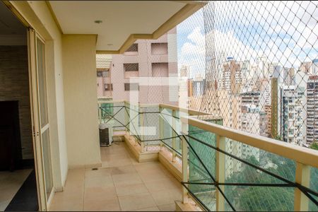 Apartamento para alugar com 4 quartos, 164m² em Setor Oeste, Goiânia