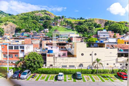 Quarto vista de apartamento para alugar com 2 quartos, 48m² em Encantado, Rio de Janeiro