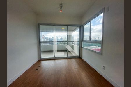 Sala de apartamento para alugar com 3 quartos, 74m² em Santo Amaro, São Paulo