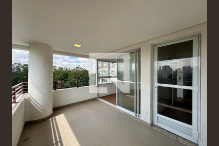 Varanda  de apartamento para alugar com 3 quartos, 74m² em Santo Amaro, São Paulo