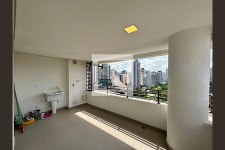 Varanda  de apartamento para alugar com 3 quartos, 74m² em Santo Amaro, São Paulo