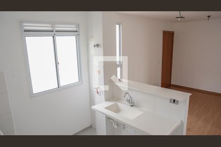 Cozinha de apartamento para alugar com 2 quartos, 39m² em Jardim Novo Portugal, Guarulhos