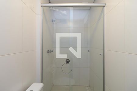 Banheiro de apartamento à venda com 2 quartos, 58m² em Vila Nova, Porto Alegre
