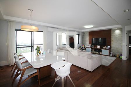 Sala de apartamento à venda com 3 quartos, 117m² em Moema, São Paulo