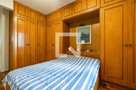 Suíte de apartamento à venda com 3 quartos, 131m² em Jardim Paulista, São Paulo