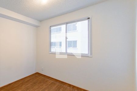 Quarto 01 de apartamento para alugar com 2 quartos, 40m² em Parque Industrial Tomas Edson, São Paulo