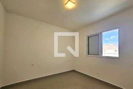 Apartamento para alugar com 2 quartos, 70m² em Vila Santa Rosa, Guarujá