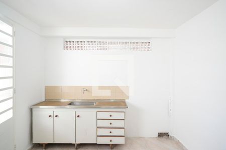 Cozinha de casa para alugar com 1 quarto, 50m² em Santa Maria, São Caetano do Sul
